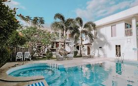 A Villas Resort & Restaurant